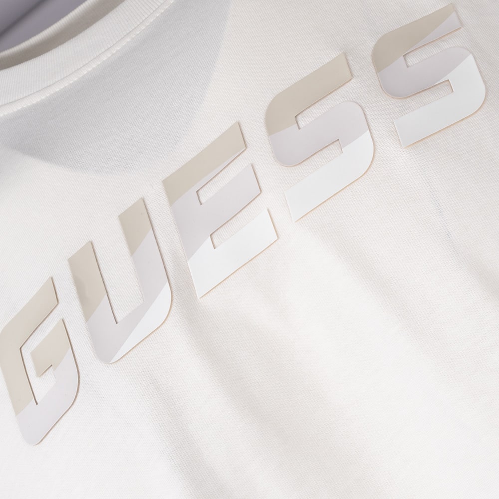 GUESS Εκρού T-shirt C Neck - GU0APZ4YI07I3Z140000